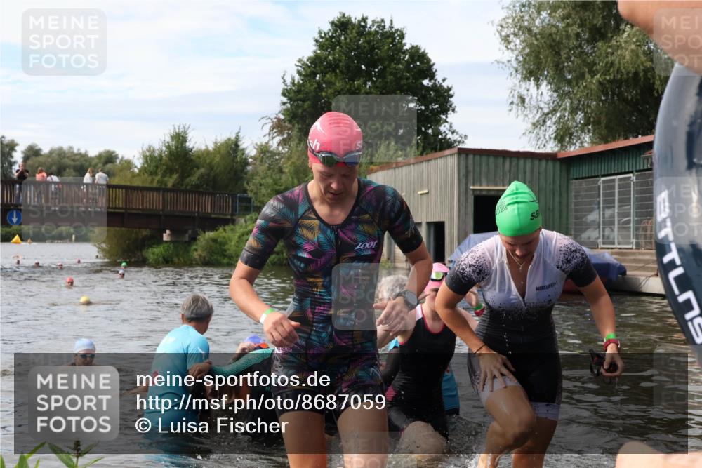 31.08.2025 - Elbe Triathlon Hamburg Luisa Fischer http://msf.ph/oto/8687059 31.08.2025 10:52:11 Schwimmen 1516, 1519, 1521, 1527, 1532, 1541, 1545, 1546, 1580, 1581, 1586 meine-sportfotos.de
