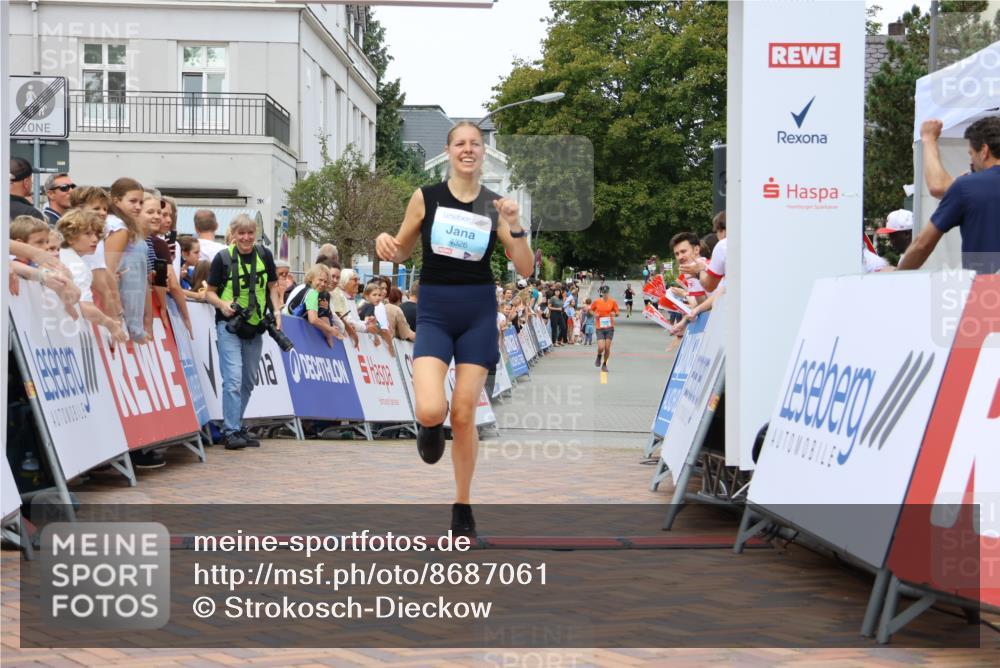 31.08.2025 - 21. Blankeneser Heldenlauf Strokosch-Dieckow http://msf.ph/oto/8687061 31.08.2025 11:58:43 Ziel 4326 meine-sportfotos.de