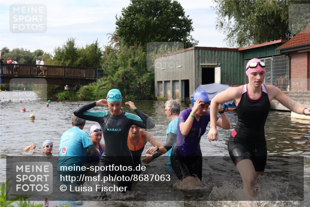 31.08.2025 - Elbe Triathlon Hamburg Luisa Fischer http://msf.ph/oto/8687063 31.08.2025 10:52:13 Schwimmen 1516, 1521, 1527, 1532, 1541, 1545, 1546, 1580, 1581, 1586 meine-sportfotos.de
