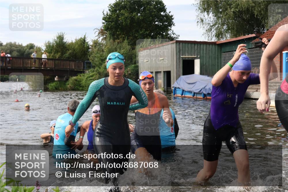 31.08.2025 - Elbe Triathlon Hamburg Luisa Fischer http://msf.ph/oto/8687068 31.08.2025 10:52:14 Schwimmen 1516, 1521, 1527, 1532, 1541, 1545, 1546, 1580, 1581, 1586 meine-sportfotos.de