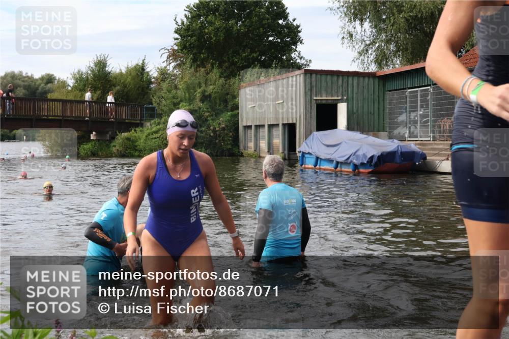 31.08.2025 - Elbe Triathlon Hamburg Luisa Fischer http://msf.ph/oto/8687071 31.08.2025 10:52:16 Schwimmen 1516, 1521, 1527, 1541, 1545, 1546, 1580, 1581 meine-sportfotos.de