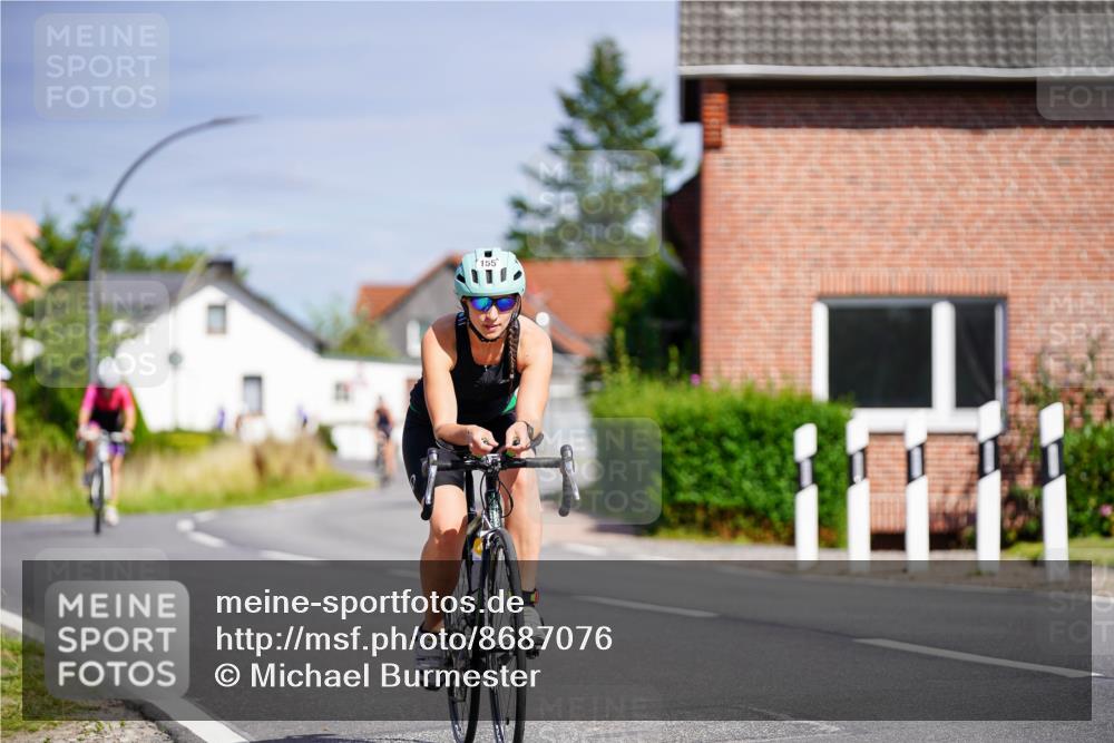 31.08.2025 - Elbe Triathlon Hamburg Michael Burmester http://msf.ph/oto/8687076 31.08.2025 14:49:56 Radfahren 125, 155 meine-sportfotos.de