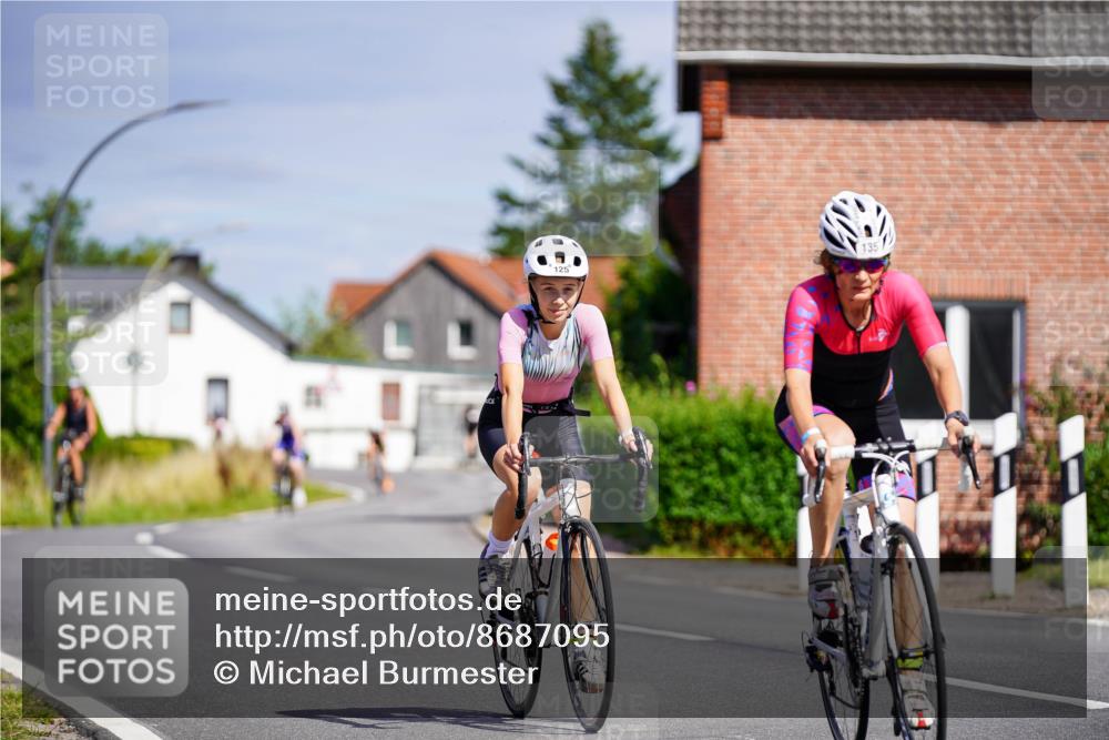 31.08.2025 - Elbe Triathlon Hamburg Michael Burmester http://msf.ph/oto/8687095 31.08.2025 14:50:00 Radfahren 125, 155 meine-sportfotos.de