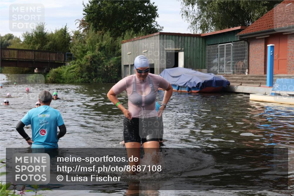31.08.2025 - Elbe Triathlon Hamburg Luisa Fischer http://msf.ph/oto/8687108 31.08.2025 10:52:56 Schwimmen 1513 meine-sportfotos.de