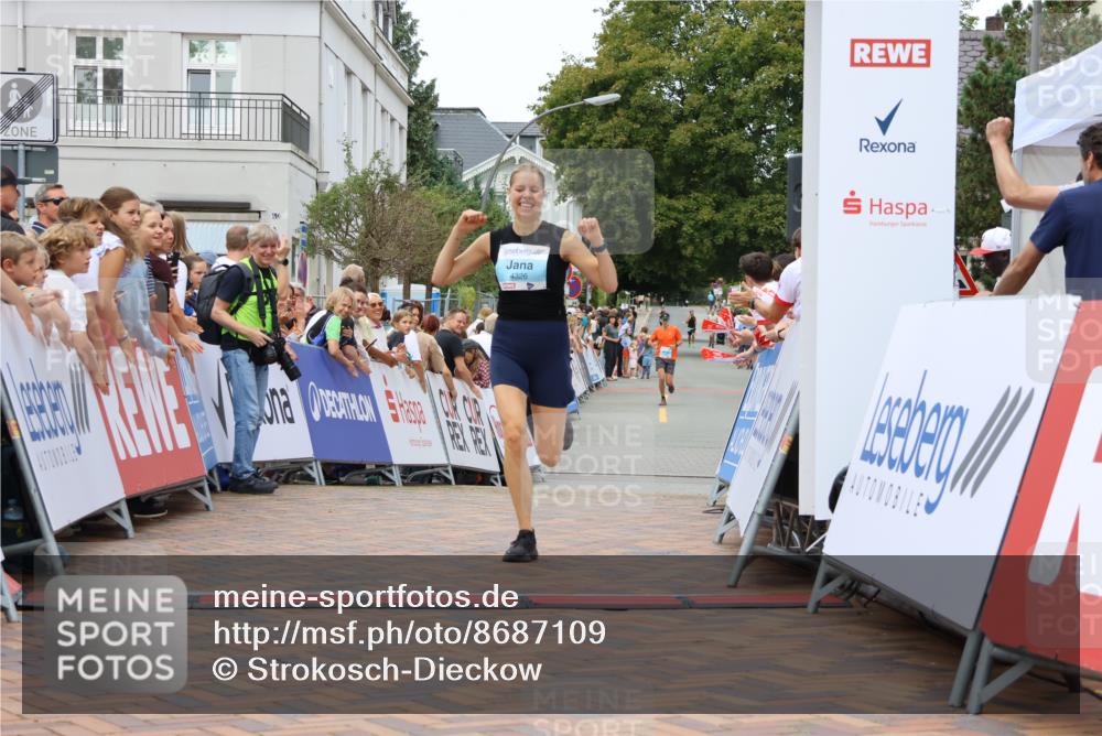 31.08.2025 - 21. Blankeneser Heldenlauf Strokosch-Dieckow http://msf.ph/oto/8687109 31.08.2025 11:58:42 Ziel 4326 meine-sportfotos.de