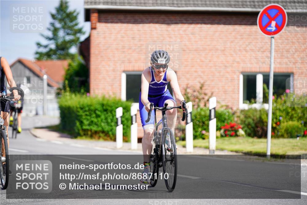 31.08.2025 - Elbe Triathlon Hamburg Michael Burmester http://msf.ph/oto/8687110 31.08.2025 14:50:07 Radfahren 134, 156 meine-sportfotos.de