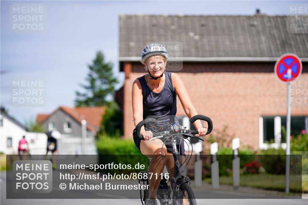 31.08.2025 - Elbe Triathlon Hamburg Michael Burmester http://msf.ph/oto/8687116 31.08.2025 14:50:08 Radfahren 134, 156 meine-sportfotos.de