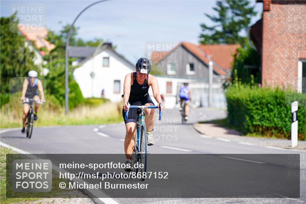 31.08.2025 - Elbe Triathlon Hamburg Michael Burmester http://msf.ph/oto/8687152 31.08.2025 14:50:53 Radfahren 162, 163 meine-sportfotos.de