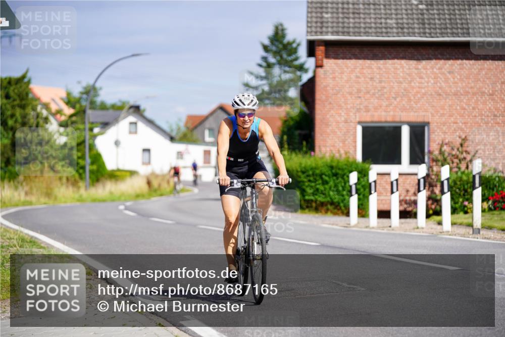 31.08.2025 - Elbe Triathlon Hamburg Michael Burmester http://msf.ph/oto/8687165 31.08.2025 14:50:56 Radfahren 162, 163 meine-sportfotos.de
