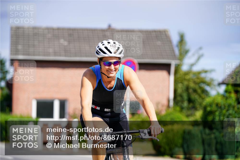 31.08.2025 - Elbe Triathlon Hamburg Michael Burmester http://msf.ph/oto/8687170 31.08.2025 14:50:57 Radfahren 162, 163 meine-sportfotos.de