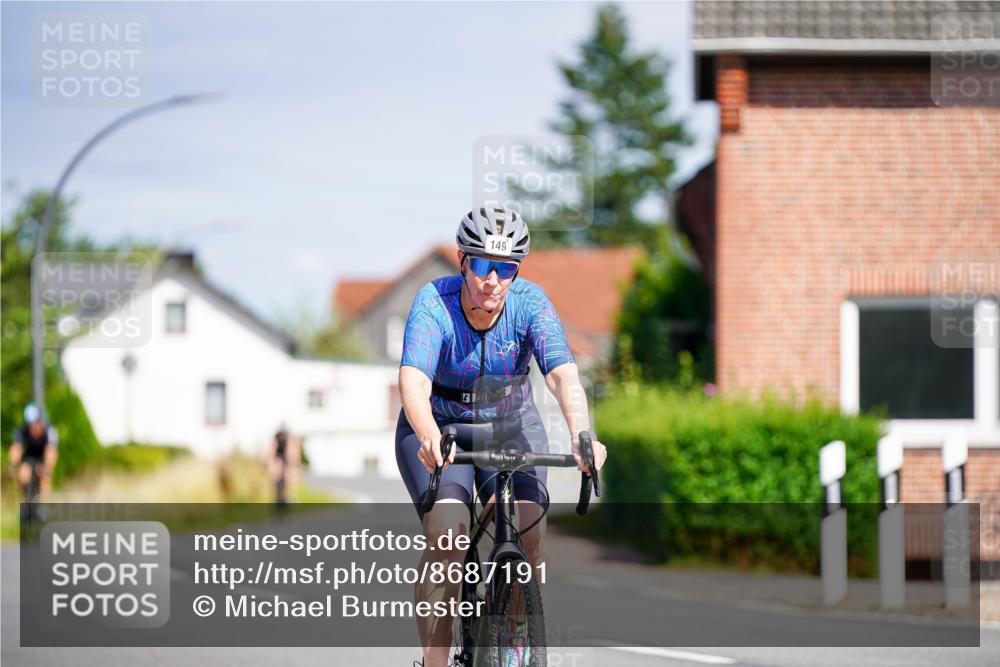 31.08.2025 - Elbe Triathlon Hamburg Michael Burmester http://msf.ph/oto/8687191 31.08.2025 14:51:10 Radfahren 149 meine-sportfotos.de
