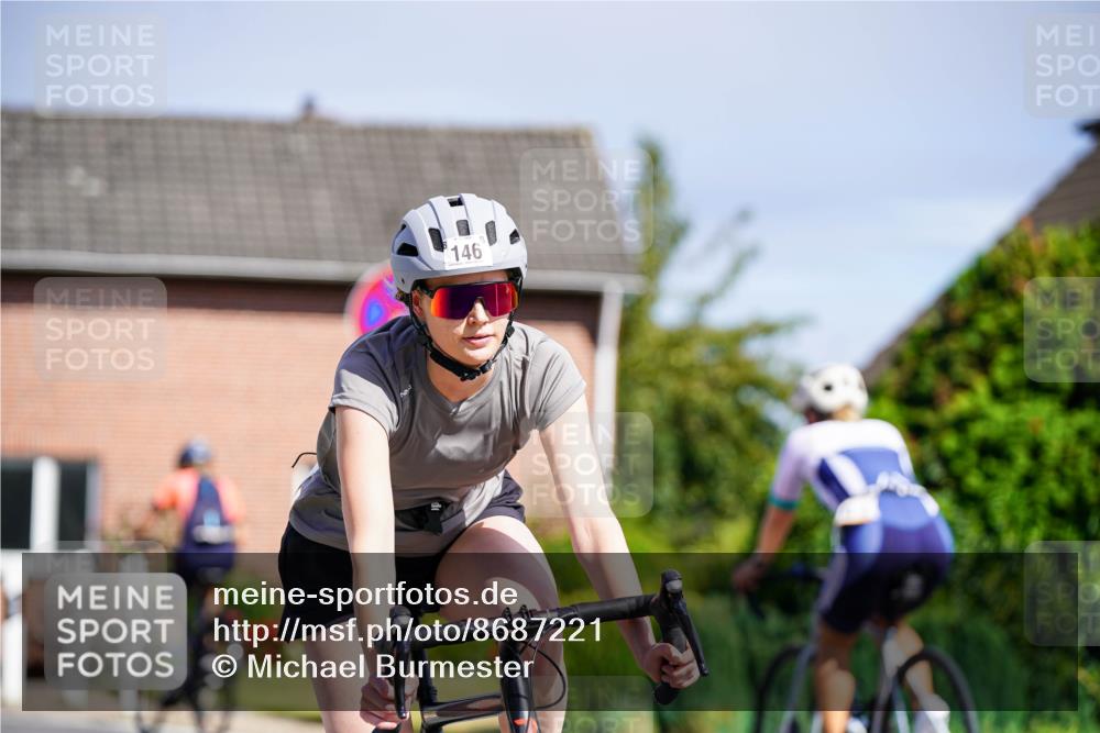 31.08.2025 - Elbe Triathlon Hamburg Michael Burmester http://msf.ph/oto/8687221 31.08.2025 14:51:20 Radfahren 146 meine-sportfotos.de