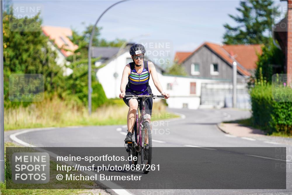 31.08.2025 - Elbe Triathlon Hamburg Michael Burmester http://msf.ph/oto/8687261 31.08.2025 14:52:05 Radfahren 140, 143 meine-sportfotos.de