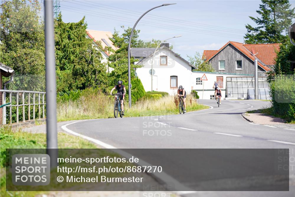 31.08.2025 - Elbe Triathlon Hamburg Michael Burmester http://msf.ph/oto/8687270 31.08.2025 14:52:50 Radfahren  meine-sportfotos.de