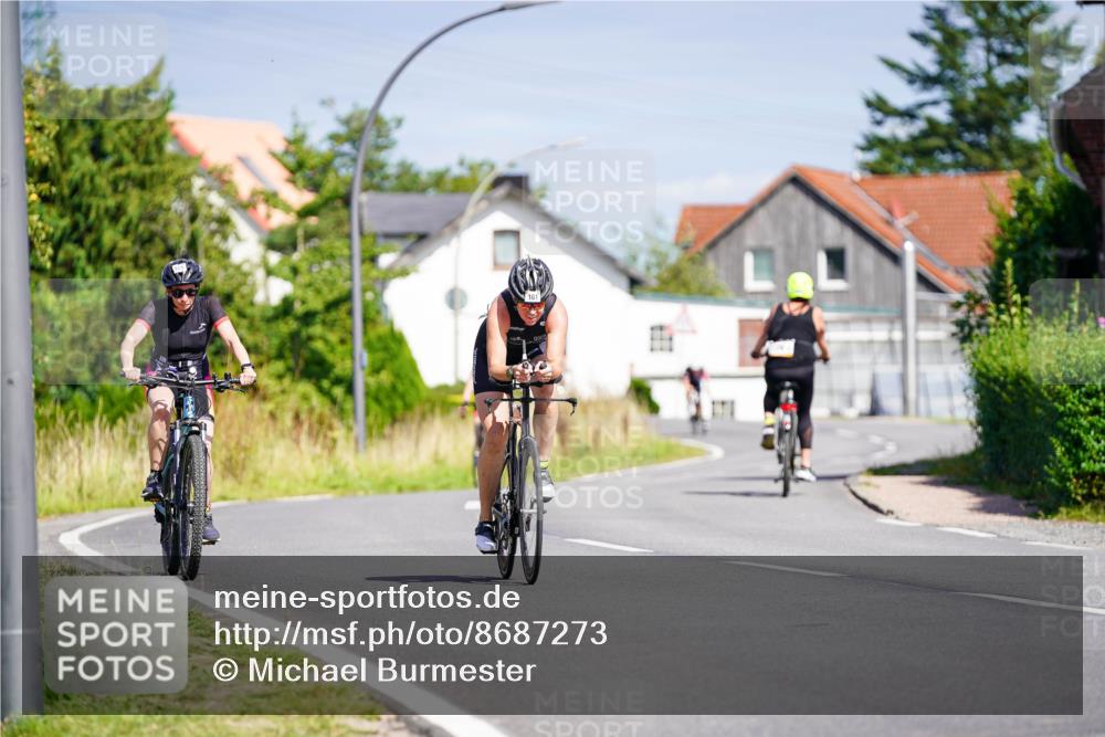 31.08.2025 - Elbe Triathlon Hamburg Michael Burmester http://msf.ph/oto/8687273 31.08.2025 14:52:55 Radfahren 121 meine-sportfotos.de