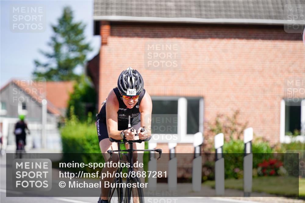 31.08.2025 - Elbe Triathlon Hamburg Michael Burmester http://msf.ph/oto/8687281 31.08.2025 14:52:56 Radfahren 121 meine-sportfotos.de