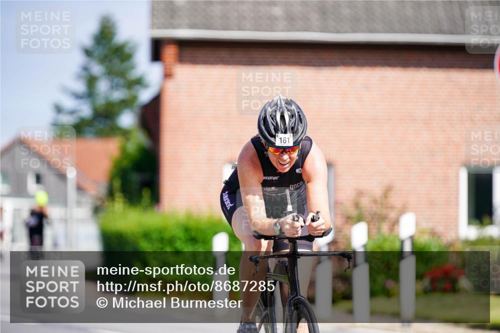 31.08.2025 - Elbe Triathlon Hamburg Michael Burmester http://msf.ph/oto/8687285 31.08.2025 14:52:56 Radfahren 121 meine-sportfotos.de