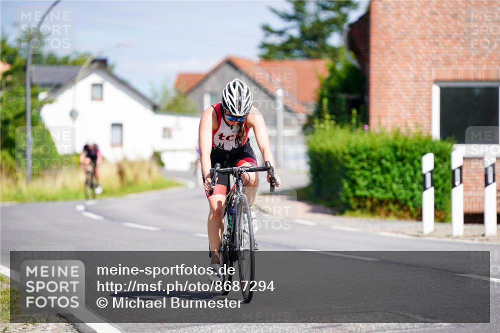31.08.2025 - Elbe Triathlon Hamburg Michael Burmester http://msf.ph/oto/8687294 31.08.2025 14:53:00 Radfahren 121 meine-sportfotos.de
