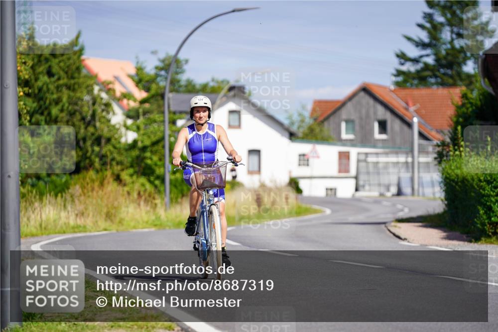 31.08.2025 - Elbe Triathlon Hamburg Michael Burmester http://msf.ph/oto/8687319 31.08.2025 14:53:12 Radfahren 124 meine-sportfotos.de