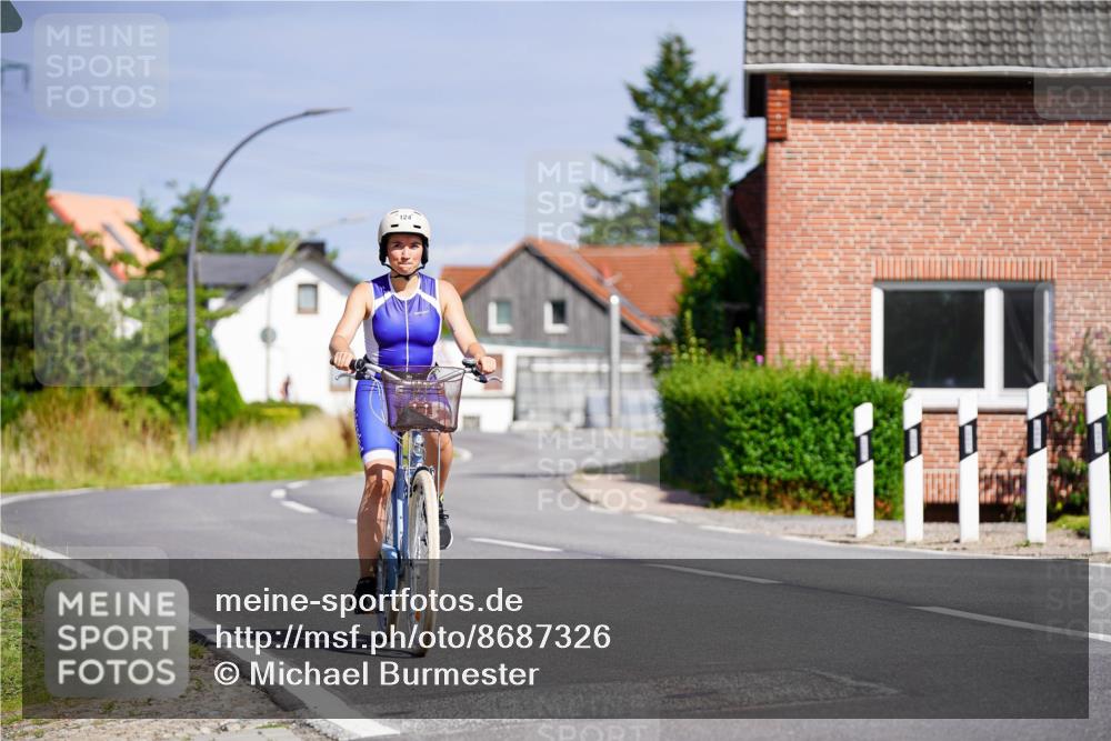 31.08.2025 - Elbe Triathlon Hamburg Michael Burmester http://msf.ph/oto/8687326 31.08.2025 14:53:13 Radfahren 124 meine-sportfotos.de