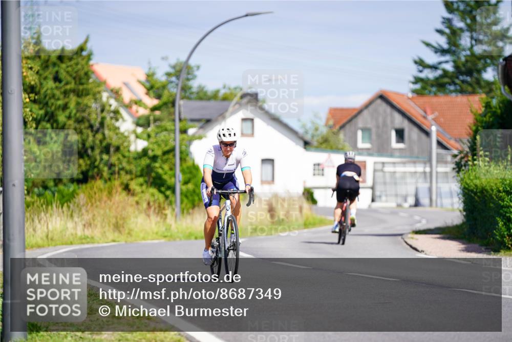 31.08.2025 - Elbe Triathlon Hamburg Michael Burmester http://msf.ph/oto/8687349 31.08.2025 14:54:04 Radfahren  meine-sportfotos.de
