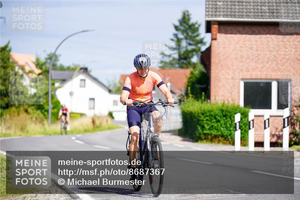 31.08.2025 - Elbe Triathlon Hamburg Michael Burmester http://msf.ph/oto/8687367 31.08.2025 14:54:30 Radfahren 154 meine-sportfotos.de