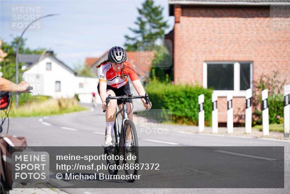31.08.2025 - Elbe Triathlon Hamburg Michael Burmester http://msf.ph/oto/8687372 31.08.2025 14:54:37 Radfahren  meine-sportfotos.de