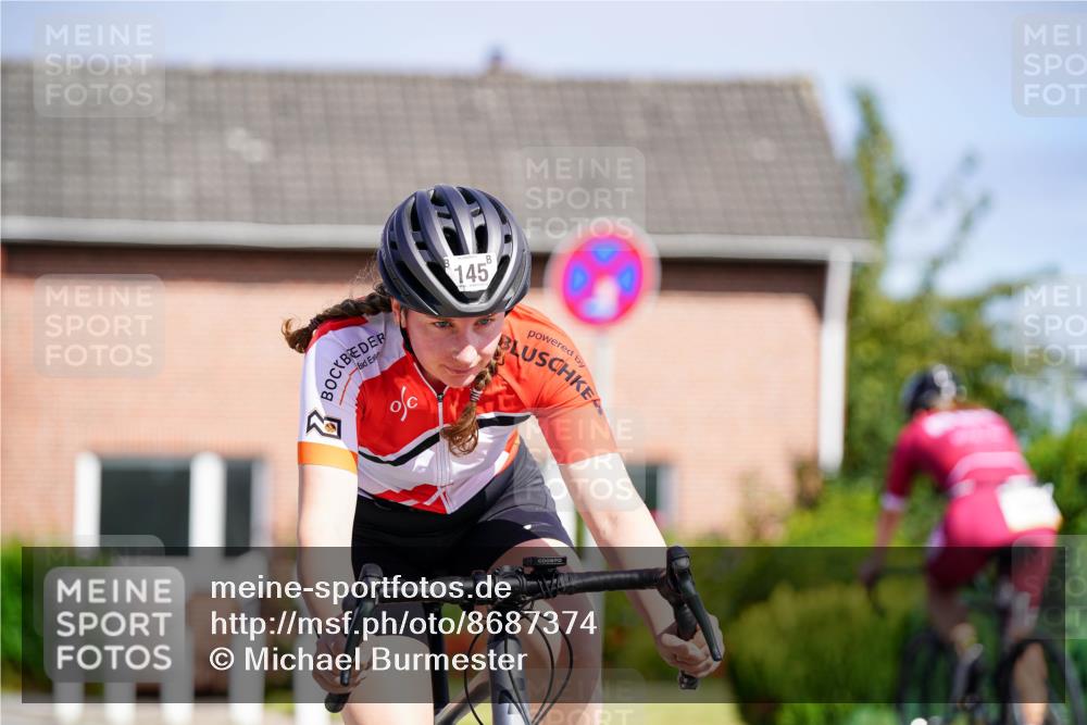 31.08.2025 - Elbe Triathlon Hamburg Michael Burmester http://msf.ph/oto/8687374 31.08.2025 14:54:38 Radfahren  meine-sportfotos.de