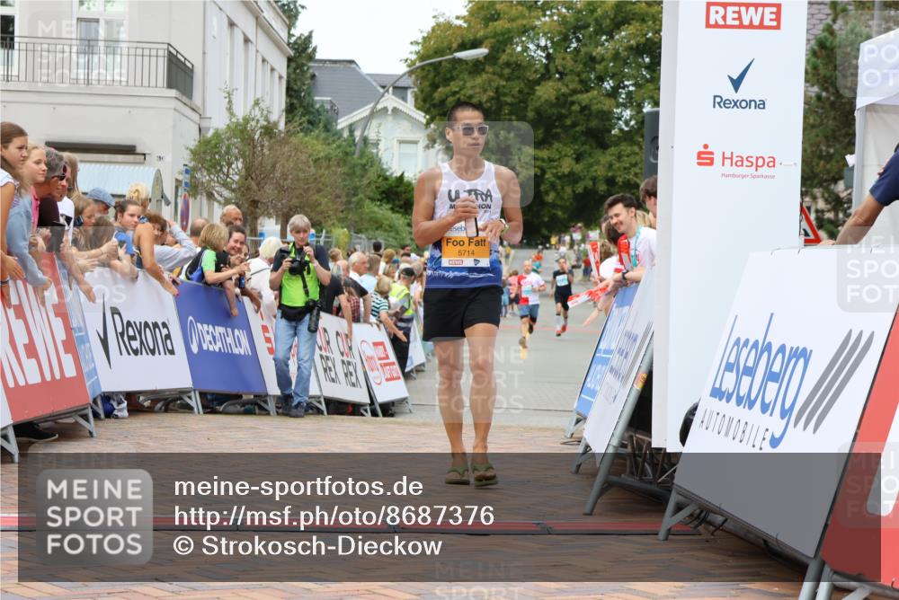 31.08.2025 - 21. Blankeneser Heldenlauf Strokosch-Dieckow http://msf.ph/oto/8687376 31.08.2025 11:58:15 Ziel 5477, 5714 meine-sportfotos.de