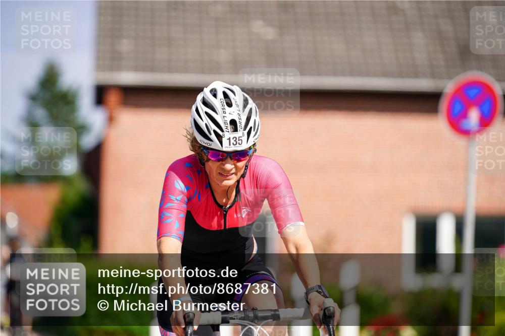 31.08.2025 - Elbe Triathlon Hamburg Michael Burmester http://msf.ph/oto/8687381 31.08.2025 14:54:48 Radfahren  meine-sportfotos.de