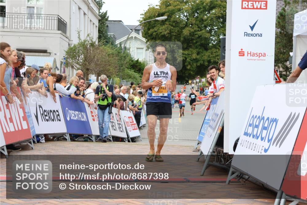 31.08.2025 - 21. Blankeneser Heldenlauf Strokosch-Dieckow http://msf.ph/oto/8687398 31.08.2025 11:58:15 Ziel 5477, 5714 meine-sportfotos.de