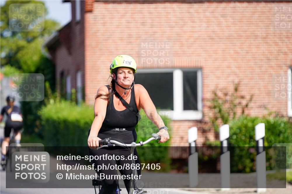 31.08.2025 - Elbe Triathlon Hamburg Michael Burmester http://msf.ph/oto/8687405 31.08.2025 14:56:23 Radfahren 126 meine-sportfotos.de