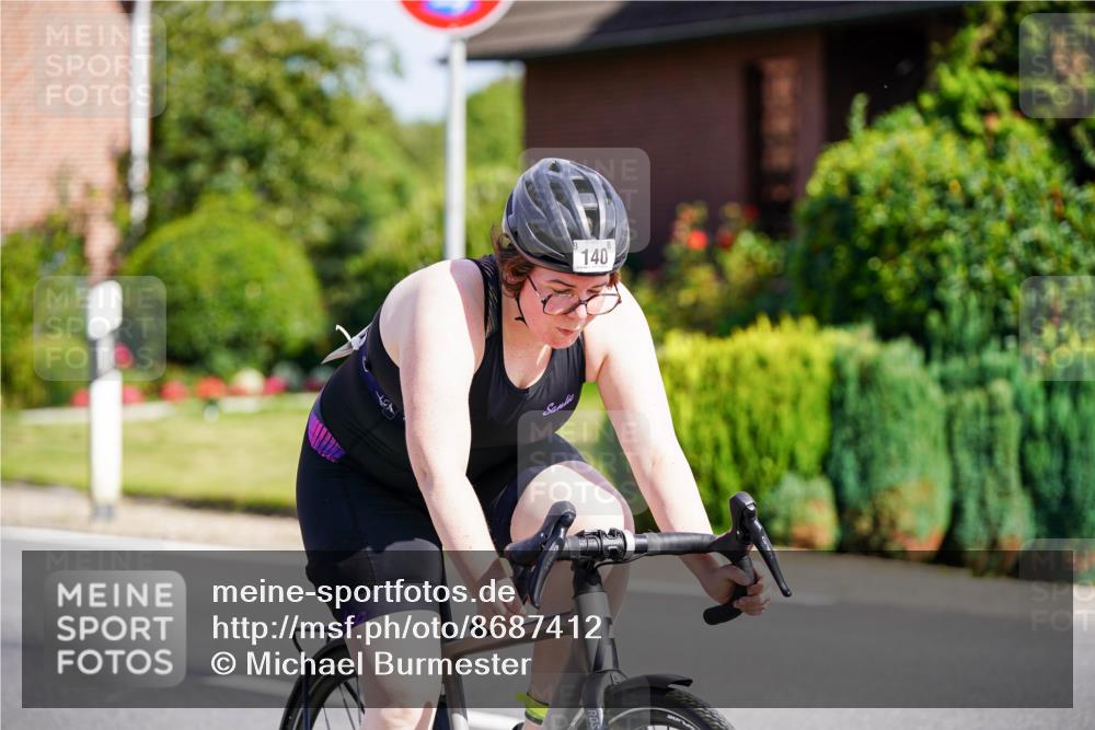 31.08.2025 - Elbe Triathlon Hamburg Michael Burmester http://msf.ph/oto/8687412 31.08.2025 14:57:05 Radfahren  meine-sportfotos.de