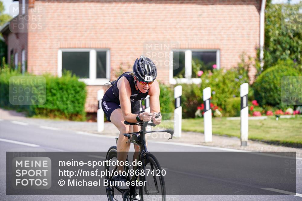 31.08.2025 - Elbe Triathlon Hamburg Michael Burmester http://msf.ph/oto/8687420 31.08.2025 14:57:23 Radfahren  meine-sportfotos.de