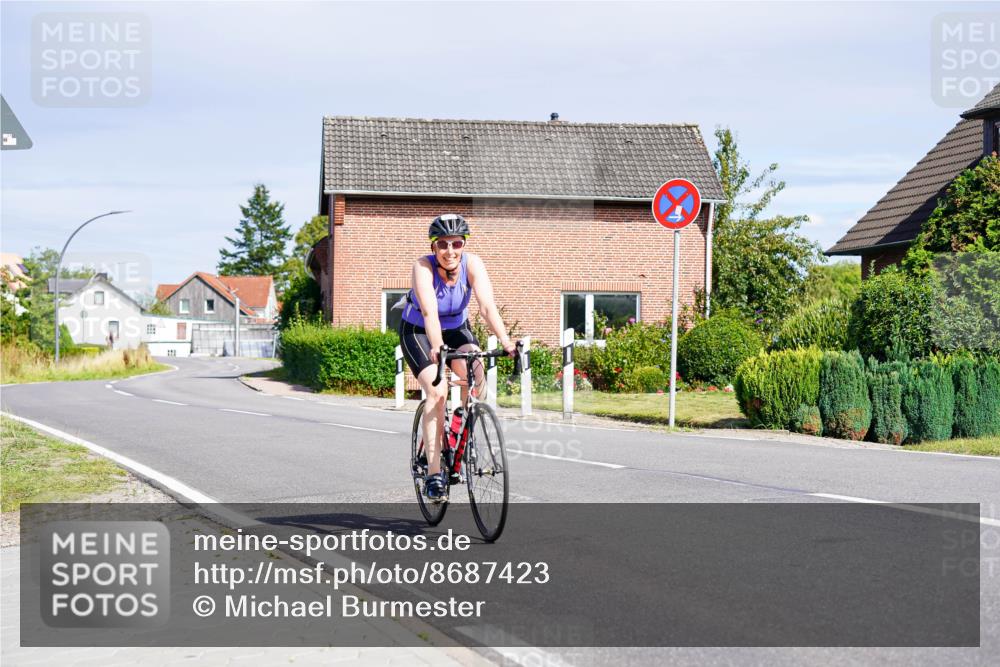 31.08.2025 - Elbe Triathlon Hamburg Michael Burmester http://msf.ph/oto/8687423 31.08.2025 14:57:37 Radfahren  meine-sportfotos.de