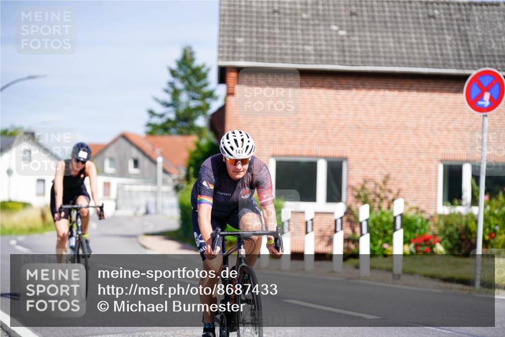 31.08.2025 - Elbe Triathlon Hamburg Michael Burmester http://msf.ph/oto/8687433 31.08.2025 14:57:52 Radfahren 142 meine-sportfotos.de