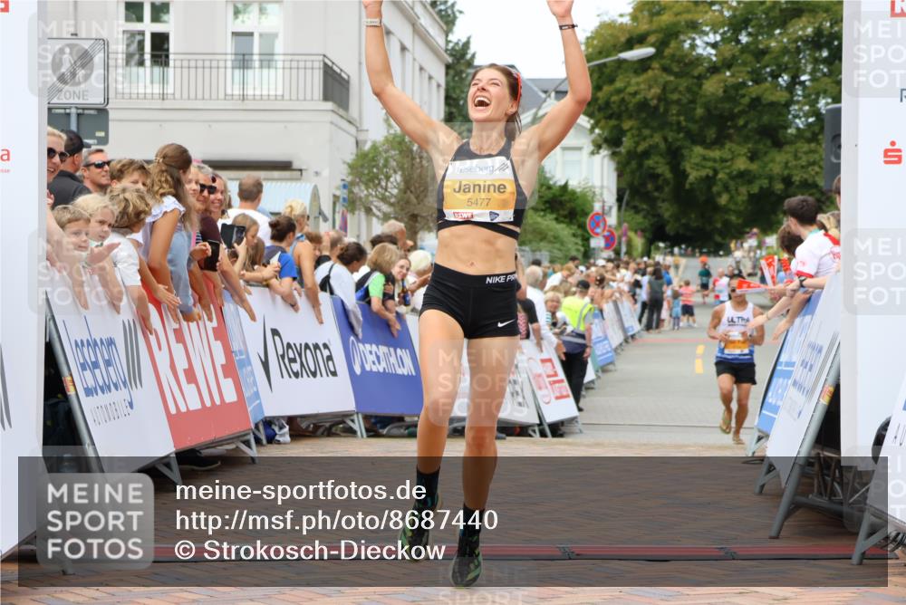 31.08.2025 - 21. Blankeneser Heldenlauf Strokosch-Dieckow http://msf.ph/oto/8687440 31.08.2025 11:58:11 Ziel 5477, 4192 meine-sportfotos.de
