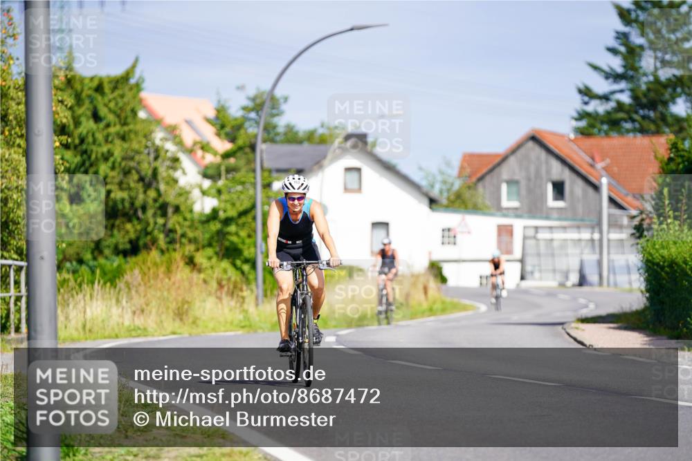 31.08.2025 - Elbe Triathlon Hamburg Michael Burmester http://msf.ph/oto/8687472 31.08.2025 15:00:56 Radfahren  meine-sportfotos.de