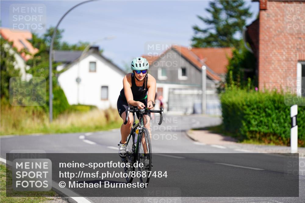 31.08.2025 - Elbe Triathlon Hamburg Michael Burmester http://msf.ph/oto/8687484 31.08.2025 15:01:06 Radfahren  meine-sportfotos.de