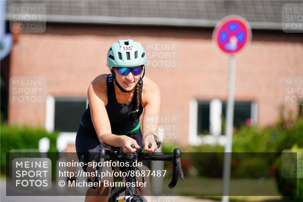 31.08.2025 - Elbe Triathlon Hamburg Michael Burmester http://msf.ph/oto/8687487 31.08.2025 15:01:08 Radfahren  meine-sportfotos.de
