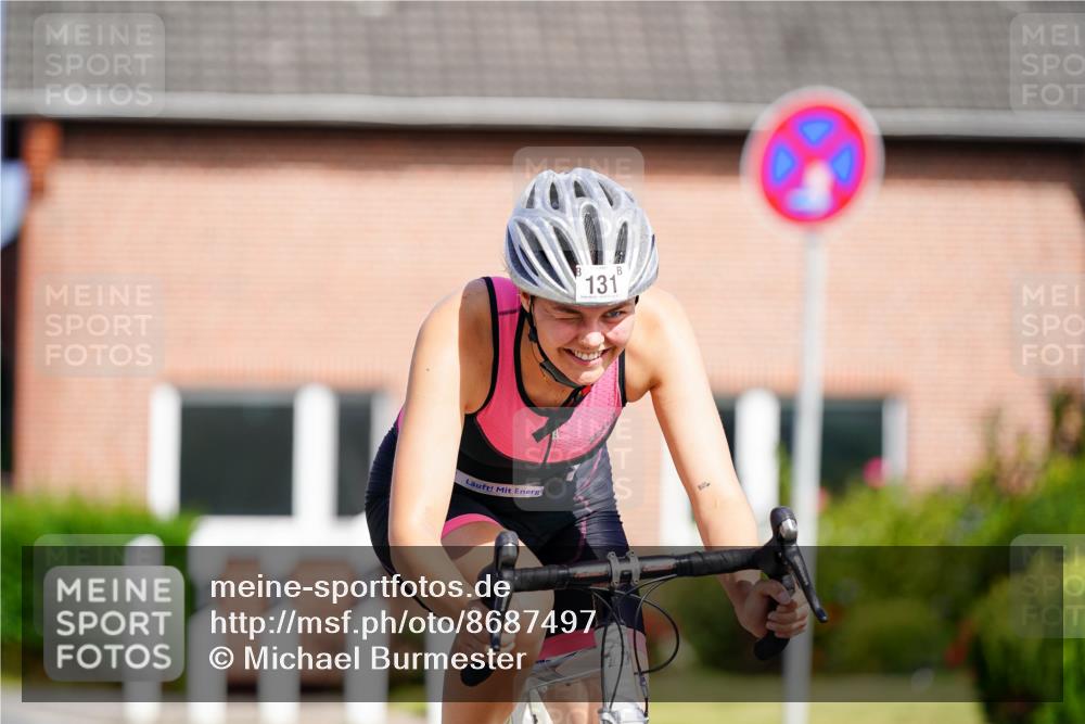31.08.2025 - Elbe Triathlon Hamburg Michael Burmester http://msf.ph/oto/8687497 31.08.2025 15:01:28 Radfahren  meine-sportfotos.de