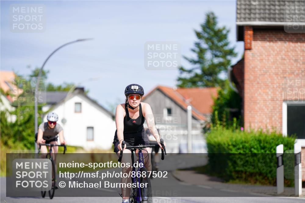 31.08.2025 - Elbe Triathlon Hamburg Michael Burmester http://msf.ph/oto/8687502 31.08.2025 15:01:48 Radfahren 151 meine-sportfotos.de