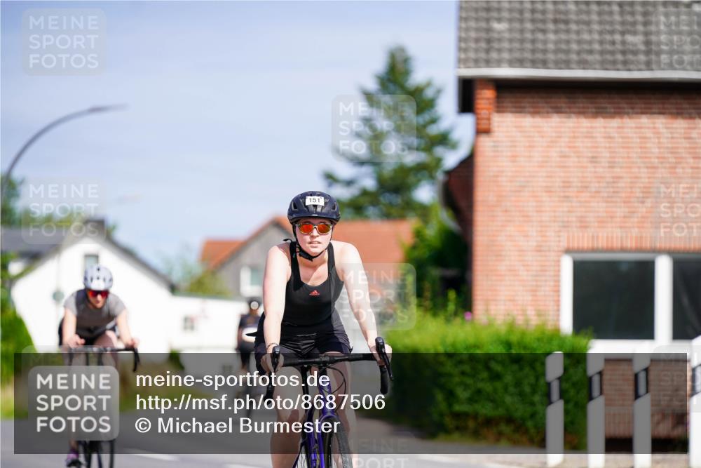 31.08.2025 - Elbe Triathlon Hamburg Michael Burmester http://msf.ph/oto/8687506 31.08.2025 15:01:48 Radfahren 151 meine-sportfotos.de