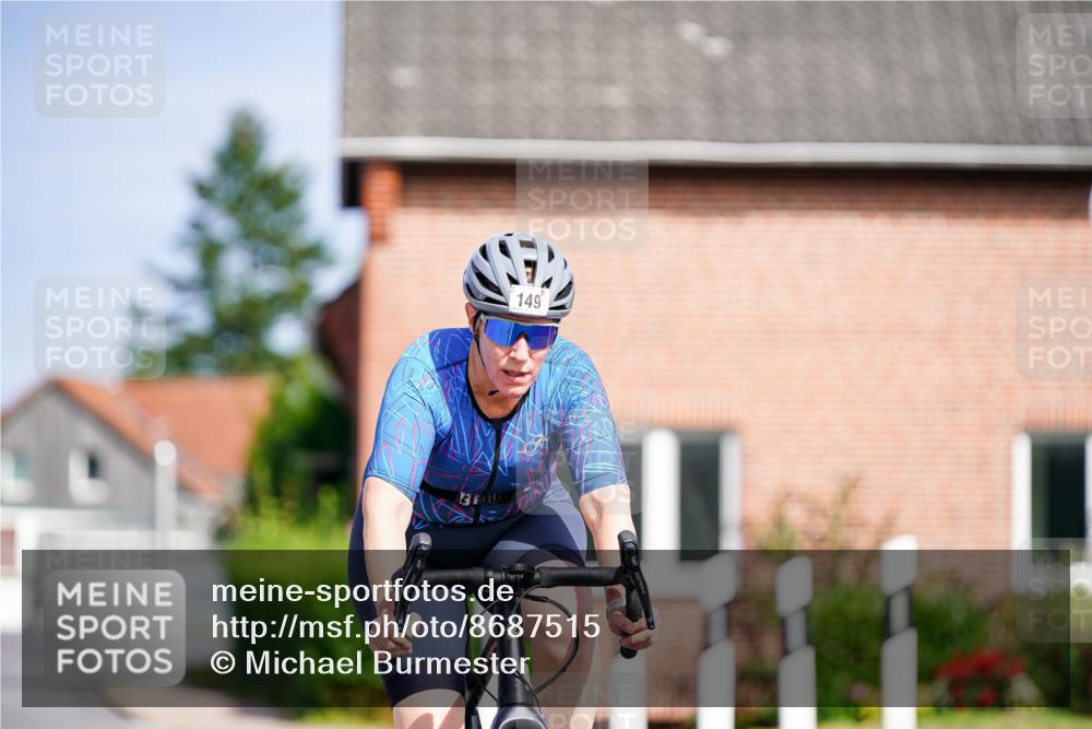 31.08.2025 - Elbe Triathlon Hamburg Michael Burmester http://msf.ph/oto/8687515 31.08.2025 15:02:05 Radfahren  meine-sportfotos.de