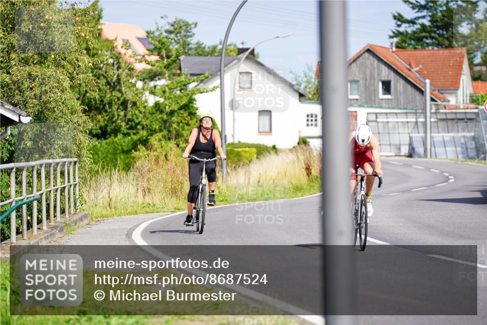 31.08.2025 - Elbe Triathlon Hamburg Michael Burmester http://msf.ph/oto/8687524 31.08.2025 15:02:40 Radfahren  meine-sportfotos.de