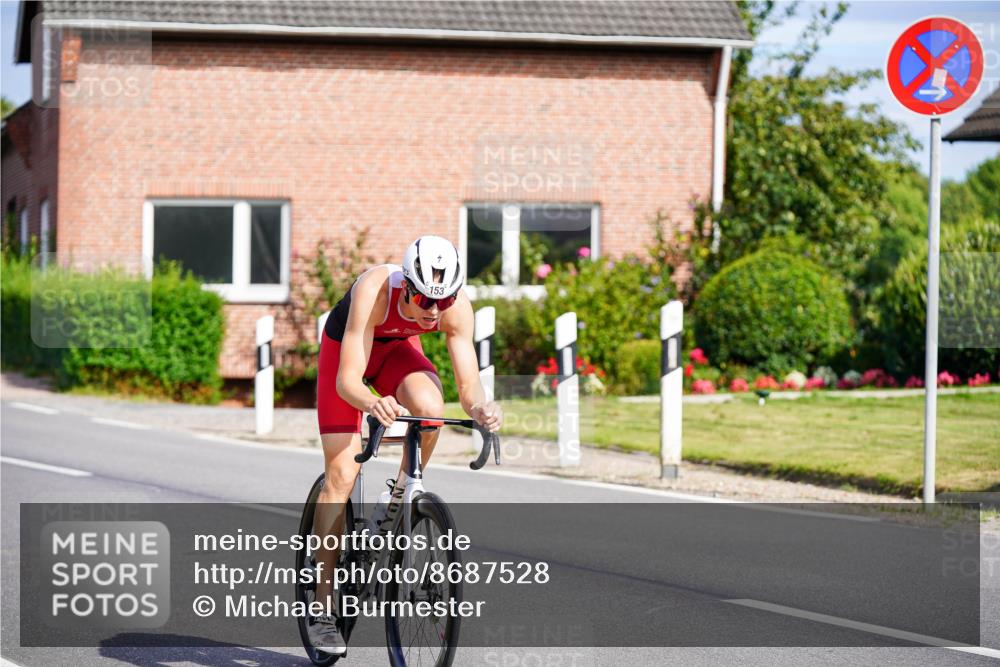 31.08.2025 - Elbe Triathlon Hamburg Michael Burmester http://msf.ph/oto/8687528 31.08.2025 15:02:42 Radfahren  meine-sportfotos.de