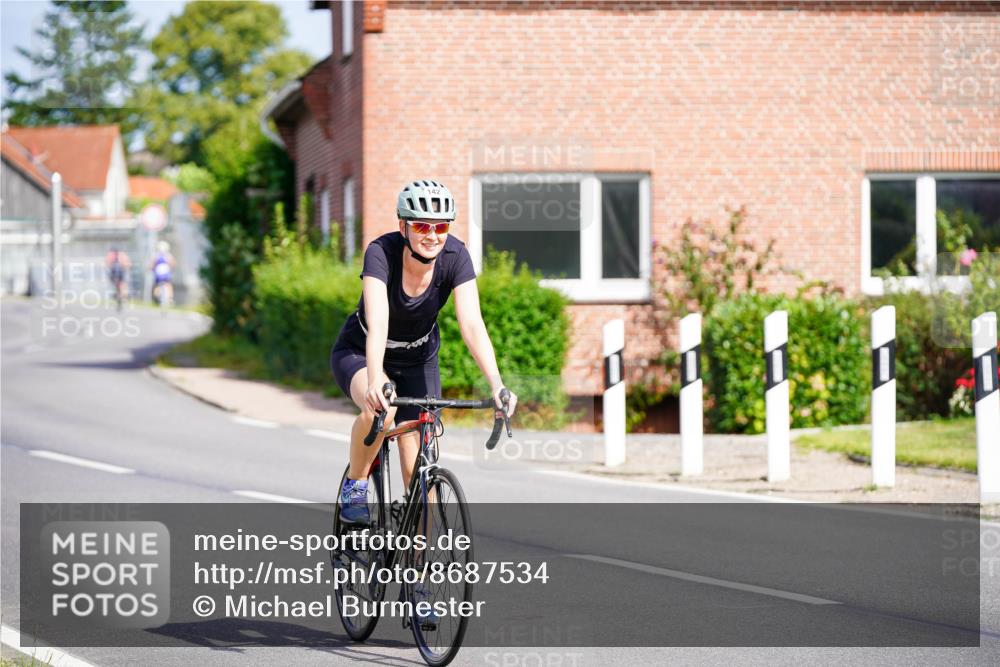 31.08.2025 - Elbe Triathlon Hamburg Michael Burmester http://msf.ph/oto/8687534 31.08.2025 15:03:03 Radfahren  meine-sportfotos.de