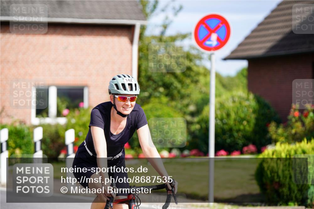 31.08.2025 - Elbe Triathlon Hamburg Michael Burmester http://msf.ph/oto/8687535 31.08.2025 15:03:03 Radfahren  meine-sportfotos.de