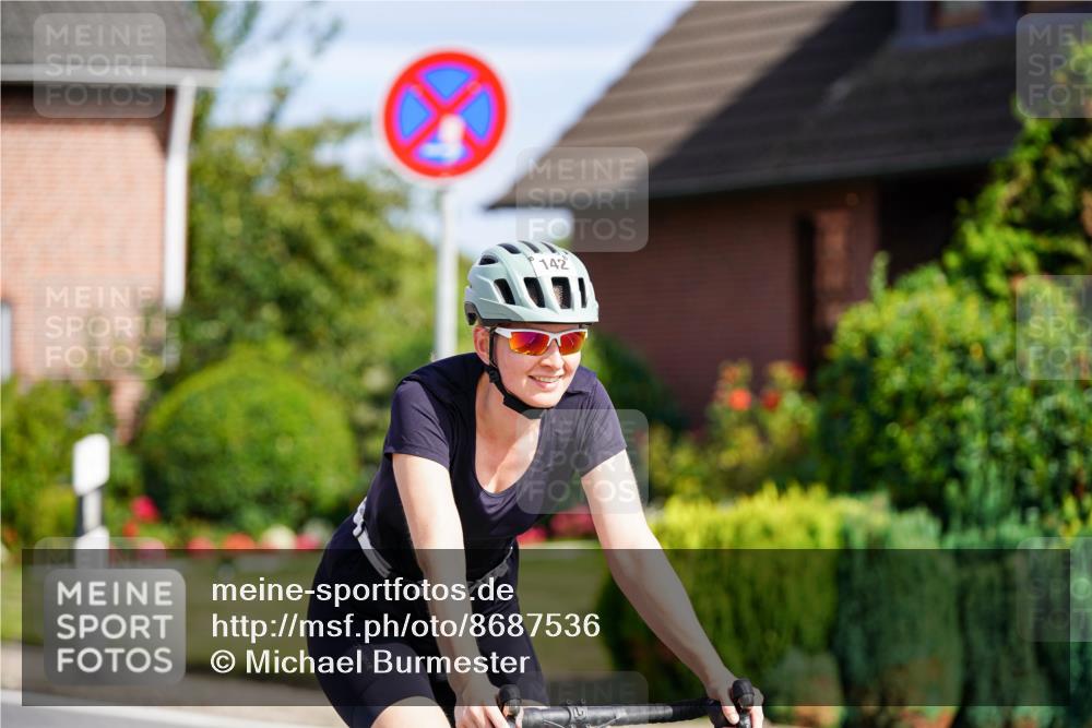 31.08.2025 - Elbe Triathlon Hamburg Michael Burmester http://msf.ph/oto/8687536 31.08.2025 15:03:04 Radfahren  meine-sportfotos.de