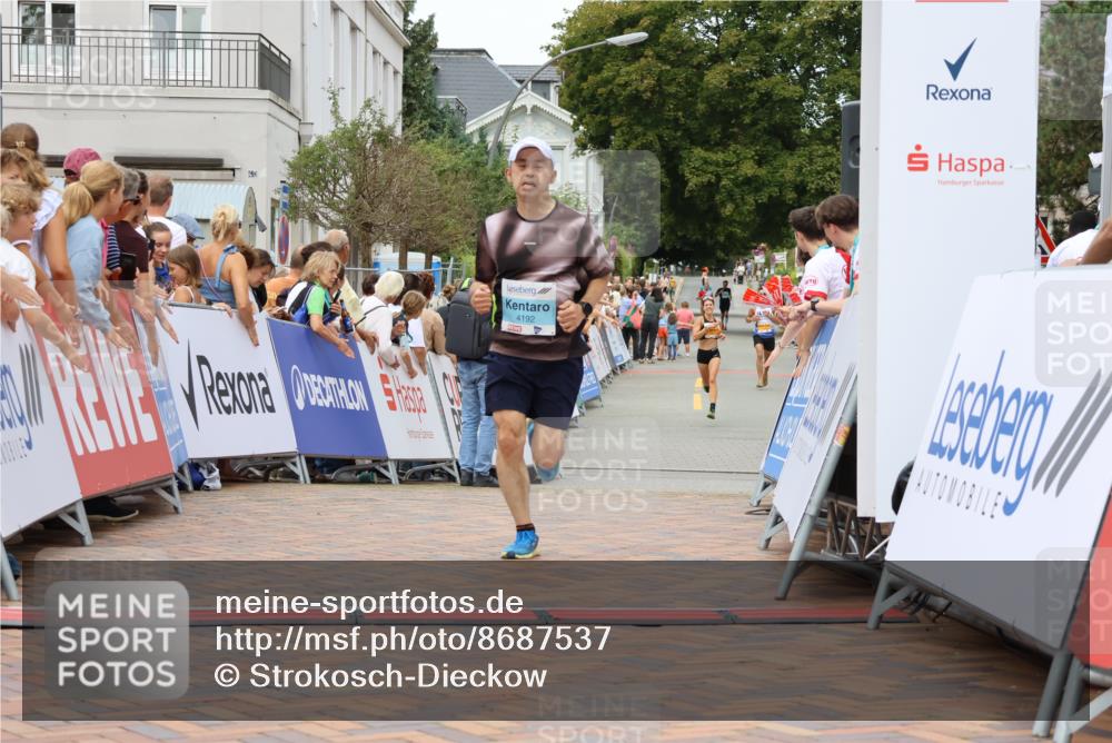 31.08.2025 - 21. Blankeneser Heldenlauf Strokosch-Dieckow http://msf.ph/oto/8687537 31.08.2025 11:58:04 Ziel 4192, 4429 meine-sportfotos.de